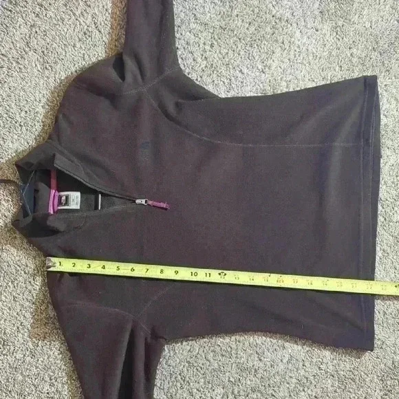 The North Face, partial zip up light weight jacket, brown and pink, medium - Picture 4 of 5